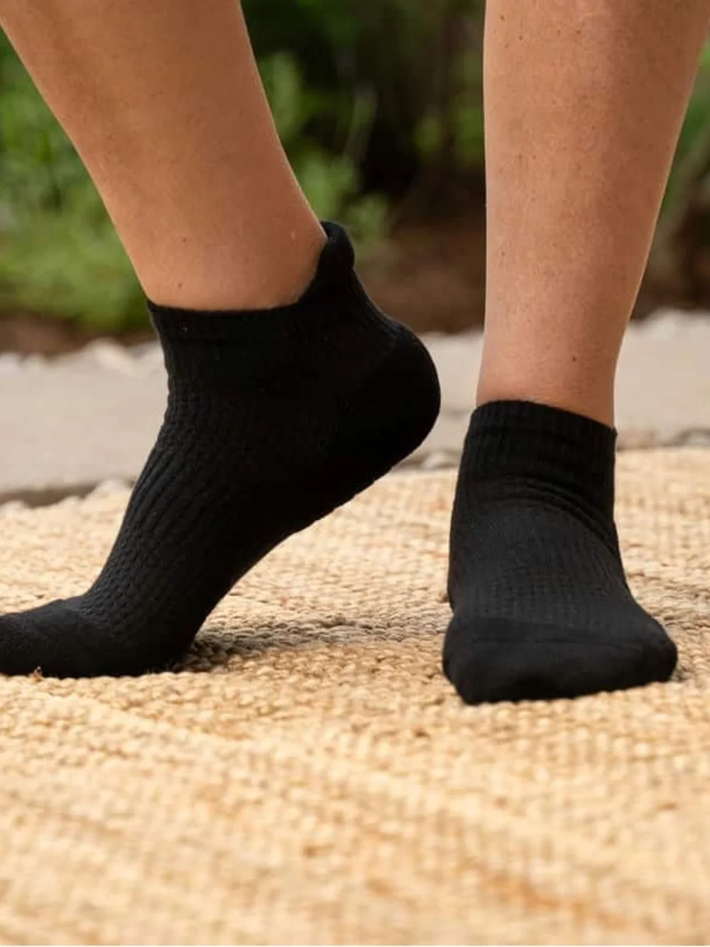 NWT Viasox Unisex Black Ankle Compression Socks | Size S/M
